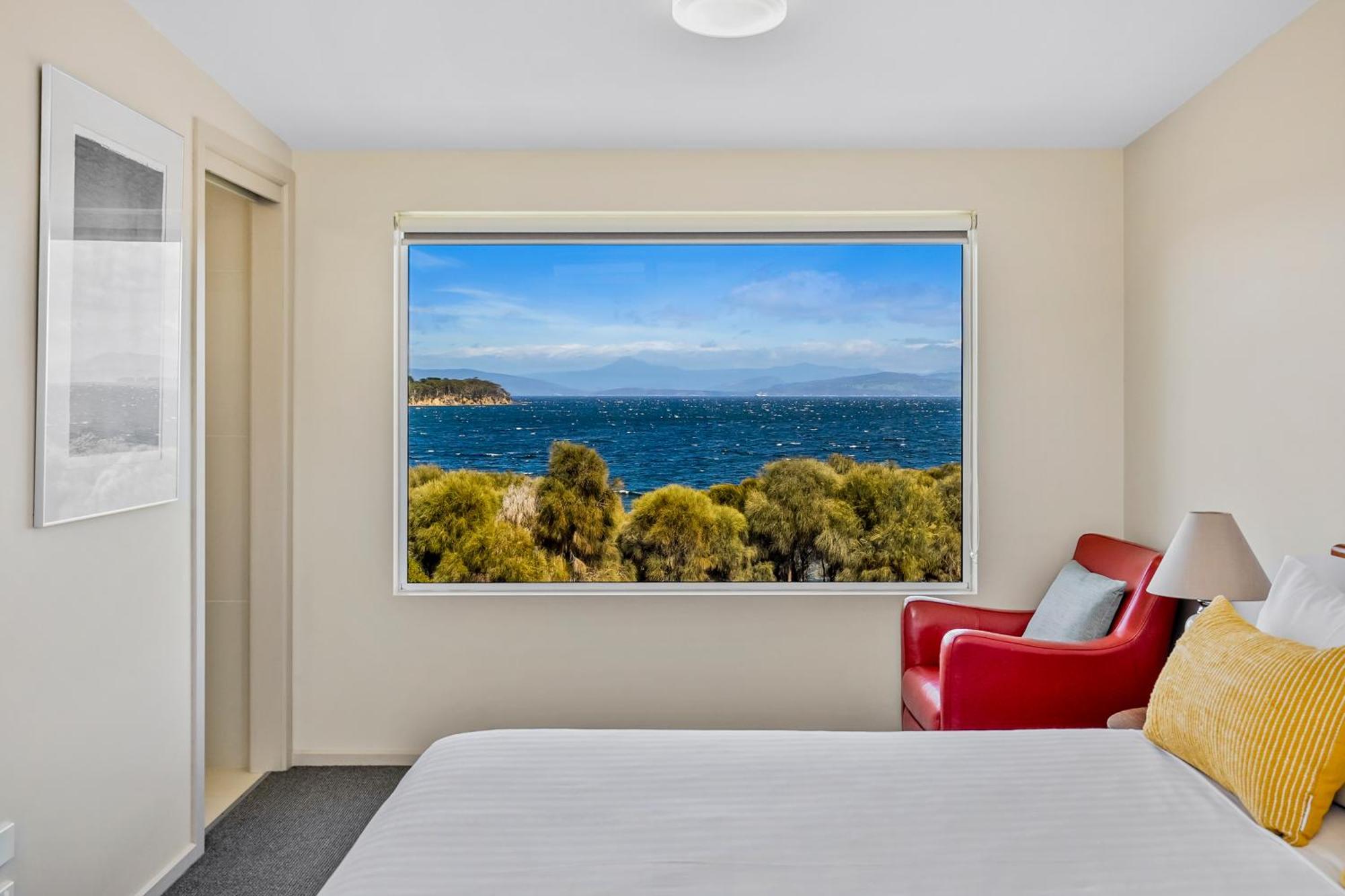 Manfield Seaside Bruny Island